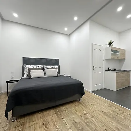 Brhomes Emerald Apartment