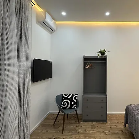 Brhomes Emerald * Budapest